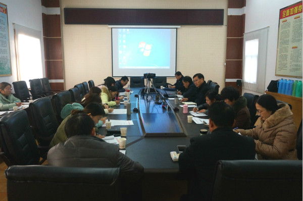 12-27年度财务决算会议_meitu_2.jpg